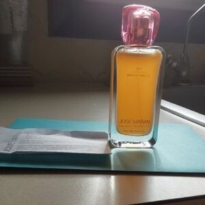 Josie Maran Joy Sweet Holly Perfume with Pink Cap